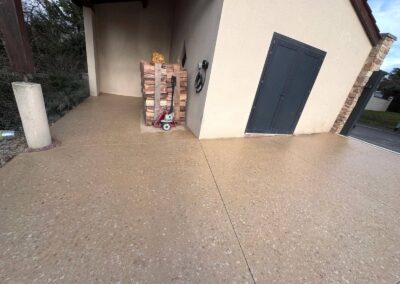 terrasse en béton bouchardé